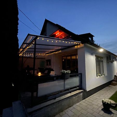 Nora Apartman Balatonkenese Exterior photo