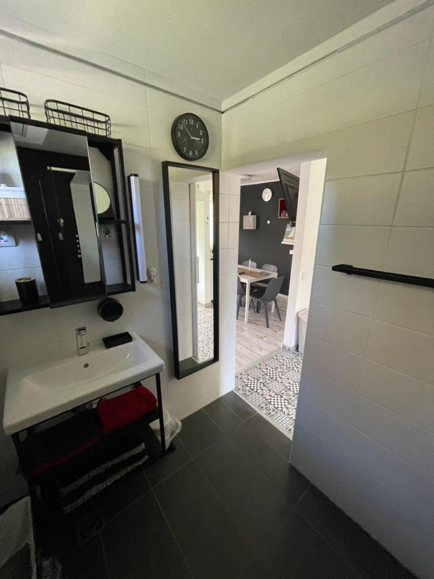 Nora Apartman Balatonkenese Exterior photo